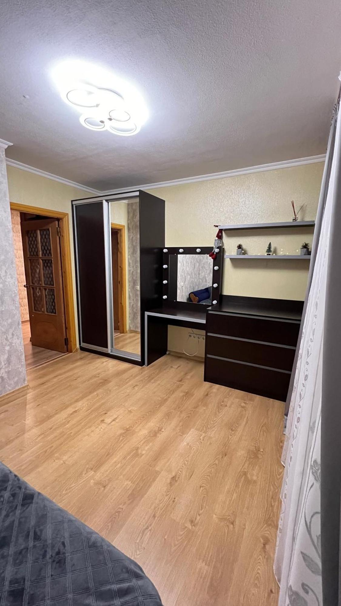 Затишна 2-Х Кімнатна Квартира - Дім Camenița Exterior foto